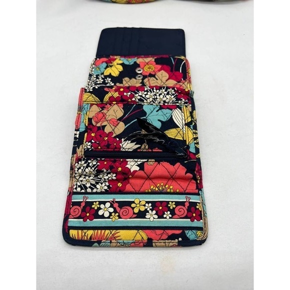 Vera Bradley Happy Snails Crossbody Bag and Wallet - Picture 3 of 7